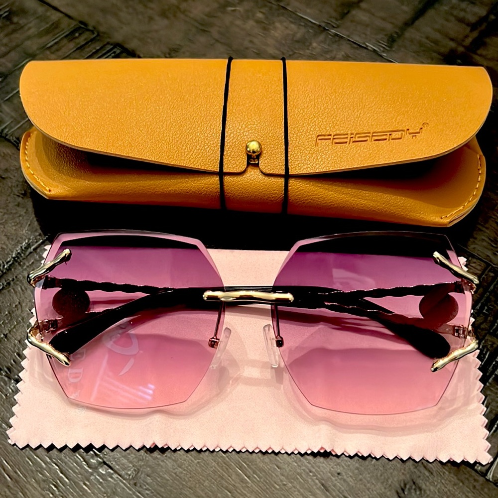 Rimless Oversized Sunglasses with AB Accent Stone, excellent condition